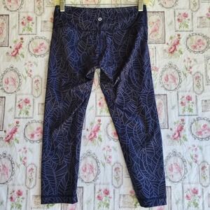 Lululemon Wunder Under Crop Leggings Blue Print Full-On Luxtreme Yoga Gym‎ Sz 6
